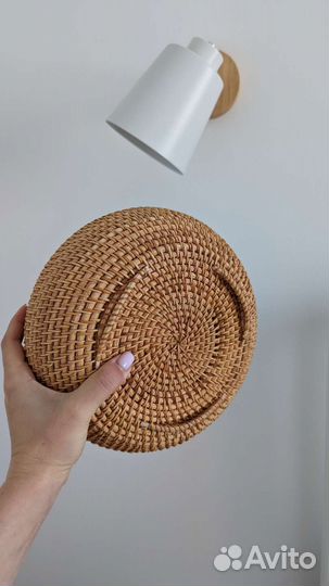 Корзина для хранения плетеная из ротанга с крышкой