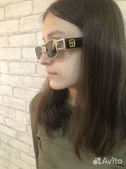 Солнцезащитные очки