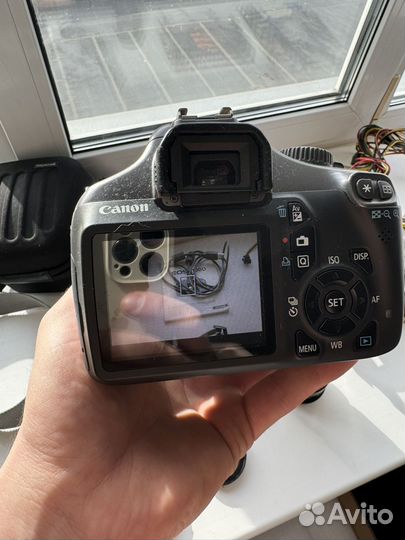 Зеркальный фотоаппарат canon 1100d