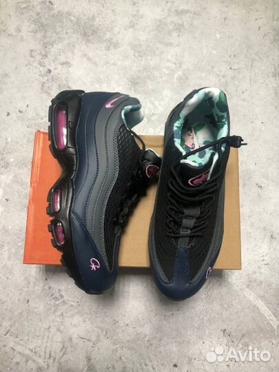 Nike air max 95 corteiz pink розовые