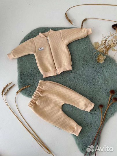 Костюмы детские новые разных размеров