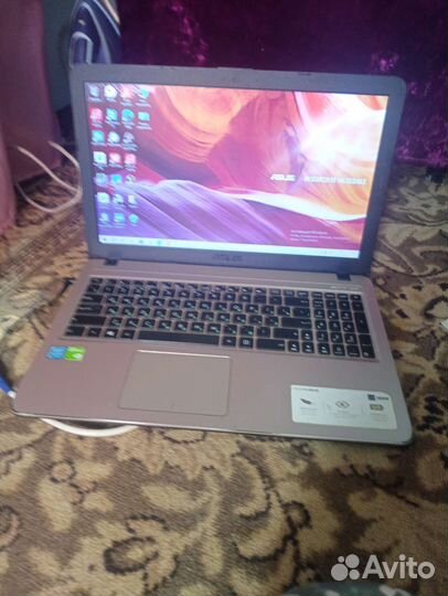 Ноутбук asus