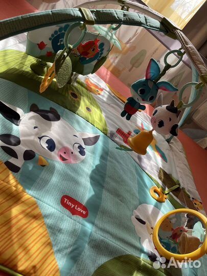 Развивающий коврик tiny love ферма
