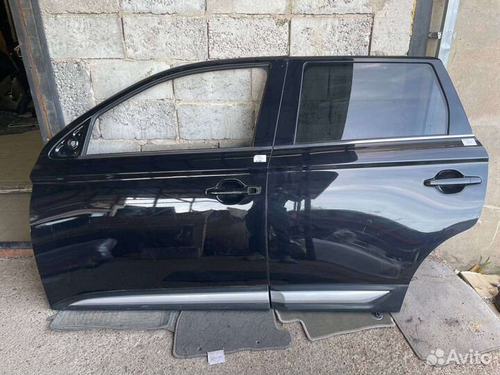 Двери левые Mitsubishi Outlander 3 2015-2023