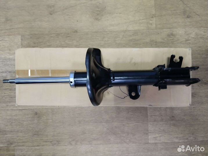 Амортизатор передний правый Tucson IX35 Sportage