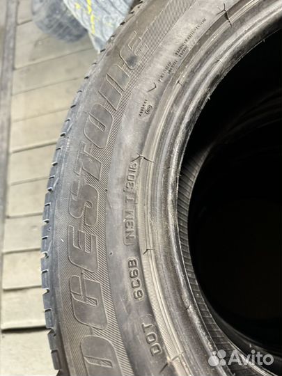 Bridgestone Dueler H/P Sport 235/55 R17