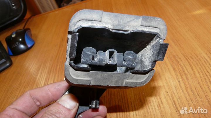 Форсунка омывателя фары левая Mazda 6 GH