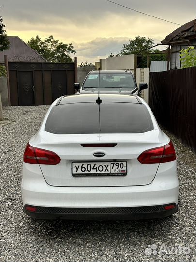 Фары на ford focus 3