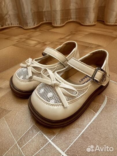 Туфли для девочки 23 размер