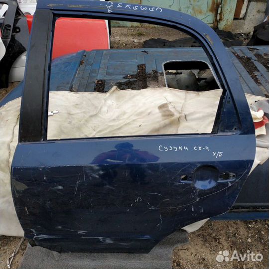 Дверь Suzuki sx4