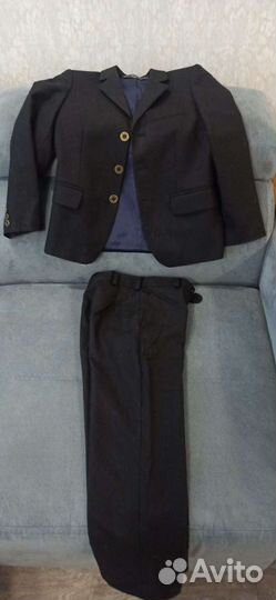 Два школьный костюм для мальчика 128