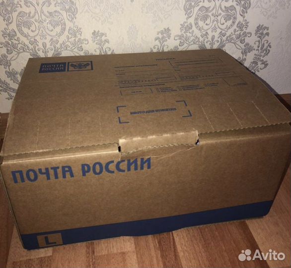 Коробка мужских вещей