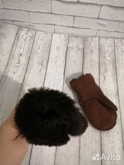 Варежки из овчины на малыша 1-2 года