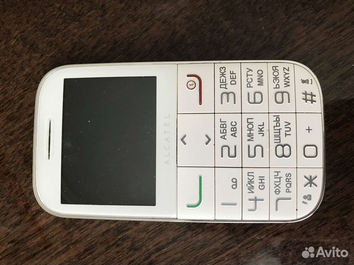 Кнопочный телефон