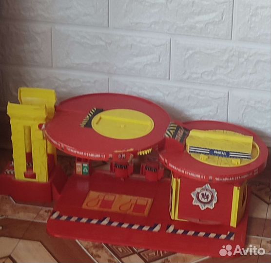 Продам Игрушку комплекс 