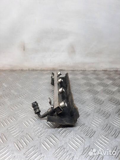 Топливная рампа Opel Corsa хэтчбэк 5 дв. 1.2