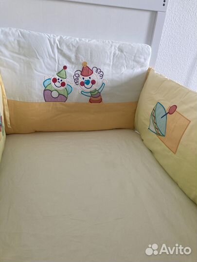 Бортики в кроватку