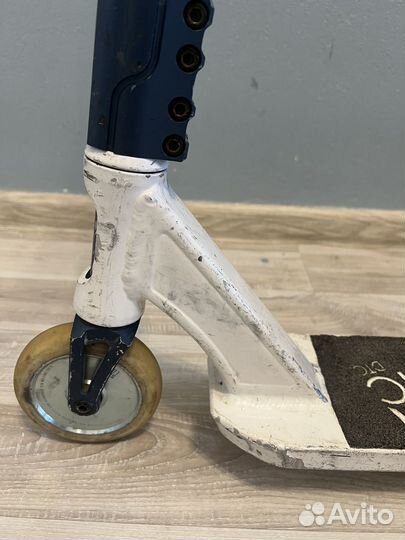 Продам трюковой самокат Vokul Solo