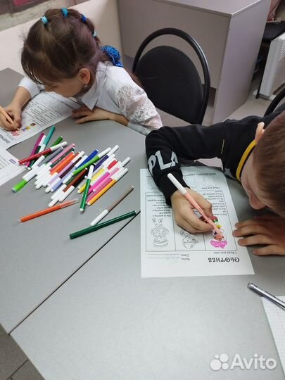 Преподаватель английского языка для школьников