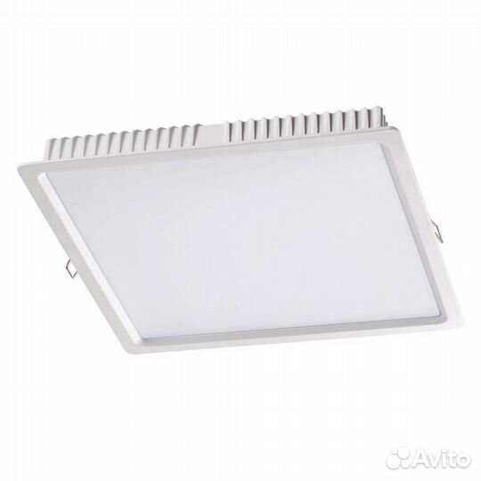 Светильник встраиваемый светодиодный