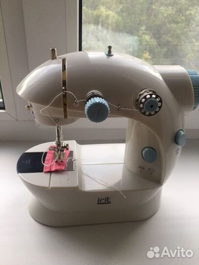 Швейная машина