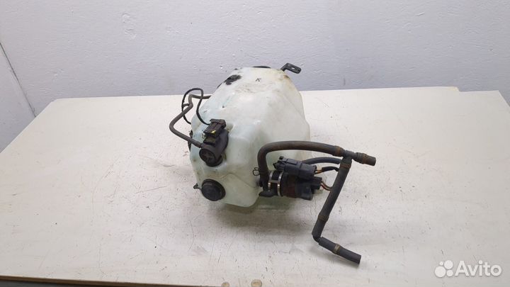 Бачок омывателя Honda Legend