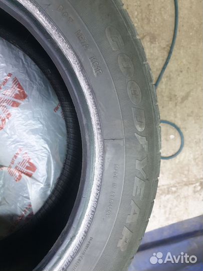 Goodyear Excellence 235/55 R17 99