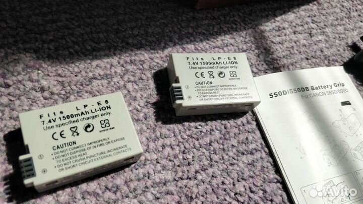 Батарейный блок батарейная ручка для canon 550D