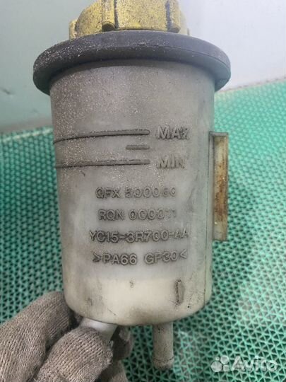 Бачок гур Ford Transit 2.2 2008