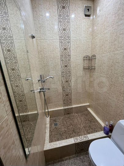 Комната 18 м² в 5-к., 4/4 эт.