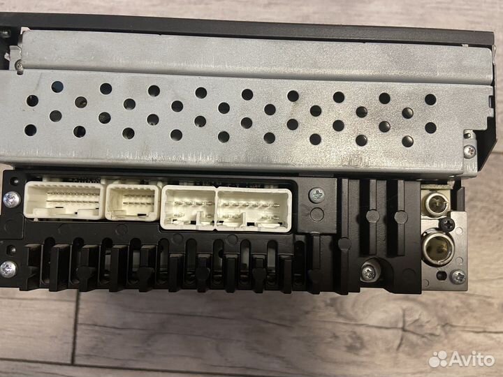 Штатная магнитола camry 40