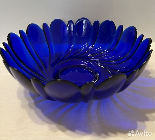 Фруктовница салатница СССР кобальтовое стекло