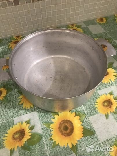 Кастрюля алюминиевая