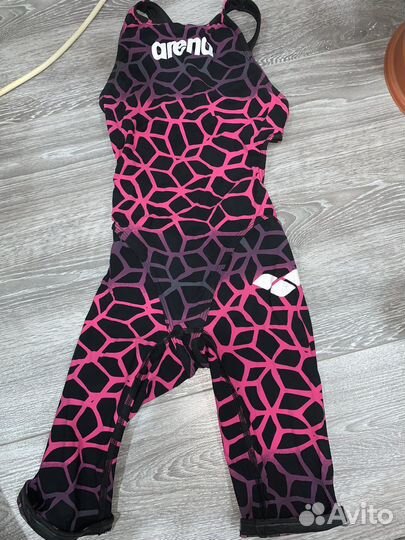 Гидрокостюм женский Arena 28 размер