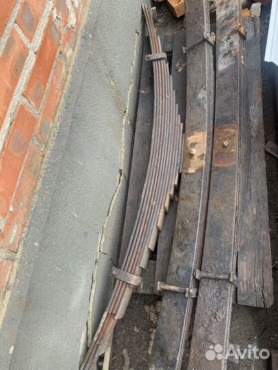 Продаются рессоры