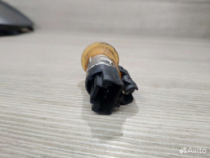Прикуриватель Peugeot Citroen