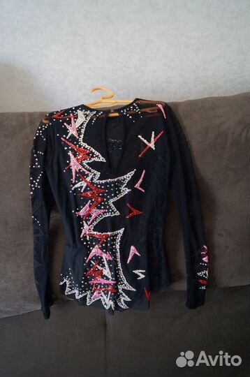 Продам купальник для художественной гимнастики