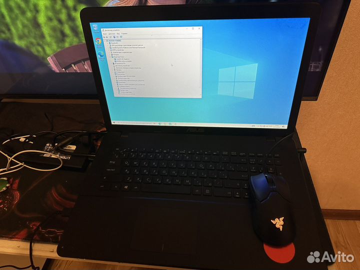 Ноутбук asus