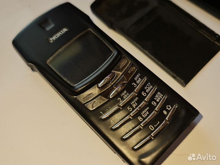 Nokia 8910i