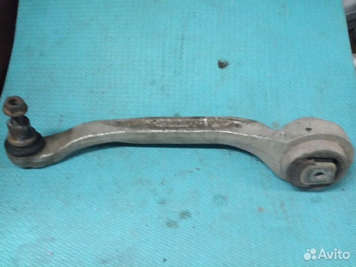 Рычаг передний Audi A8 Д3