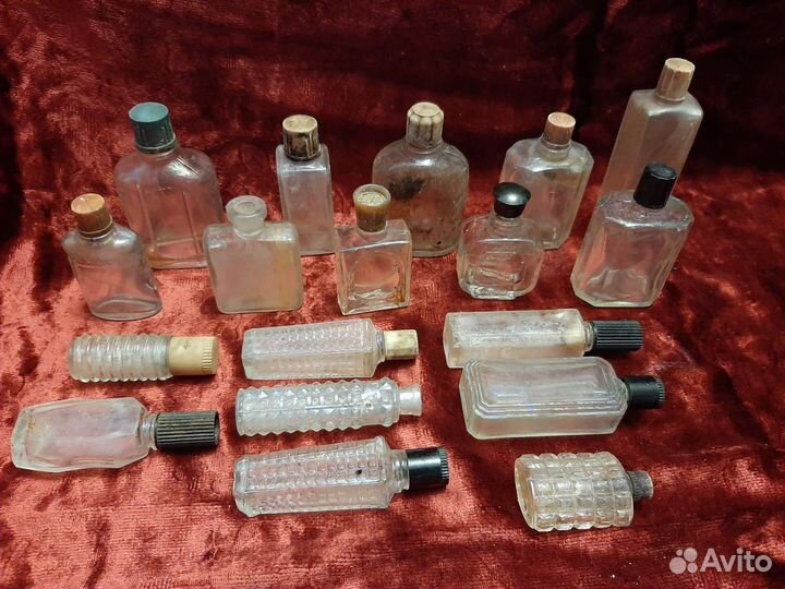 Винтажные флаконы из под духов