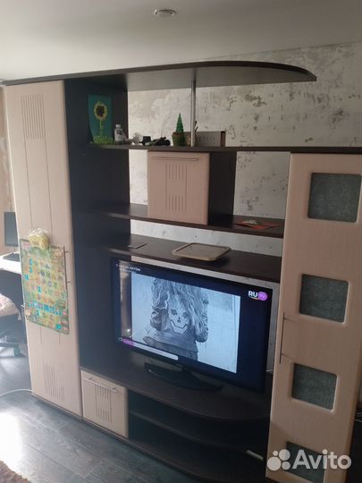 Стенка в гостиную