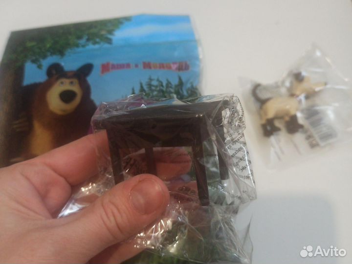 Журнал и фигурка Маша и медведь набором новый