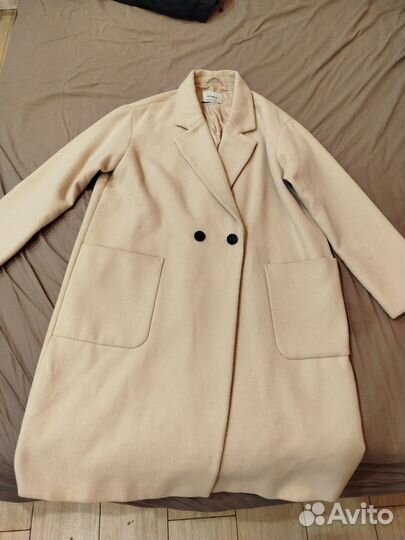 Пальто женское Pull&bear
