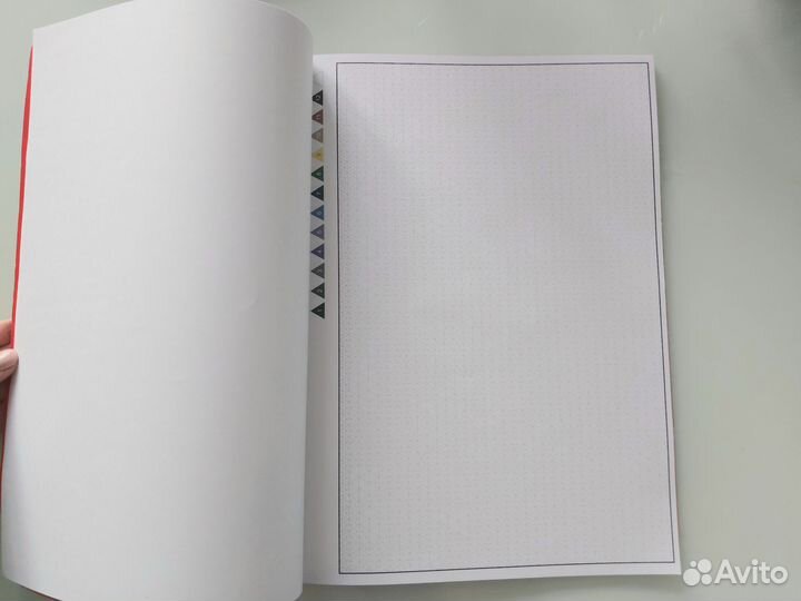 Цветовой квест Непростые картины по номерам