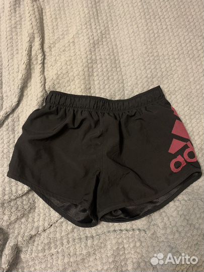 Спортивные шорты adidas