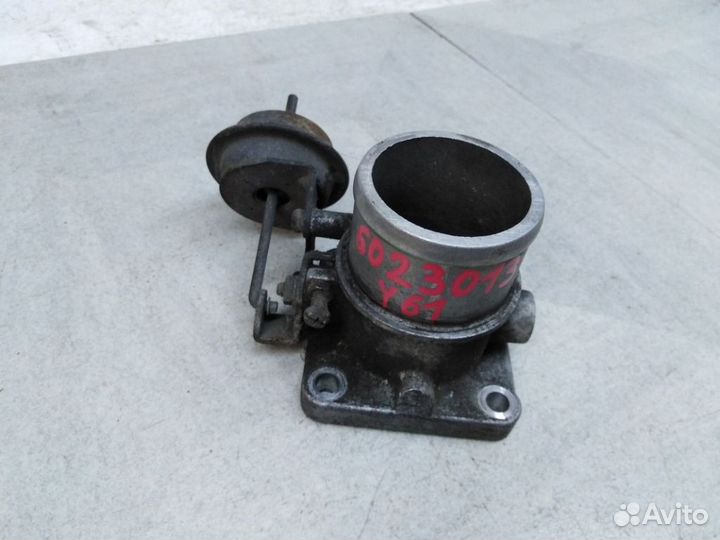 Воздушная заслонка Ниссан