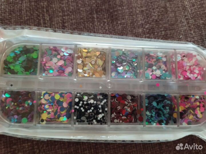 Украшения для маникюра