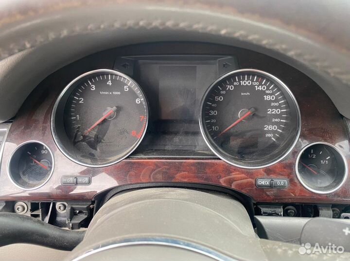 Щиток приборов Audi A8 D3