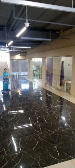 Торговая площадь, 31 м²